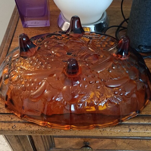 Vintage Indiana Glass Fruit Harvest pattern amber glass oval footed centerpiece - Picture 7 of 7